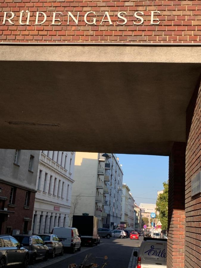 Centrally & Comfortable Вена Экстерьер фото